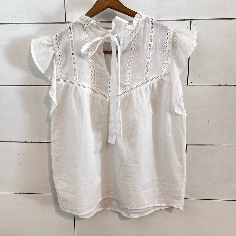 Express White Eyelet Lace Ruffle Top Blouse. Size Medium. EUC - Picture 2 of 7